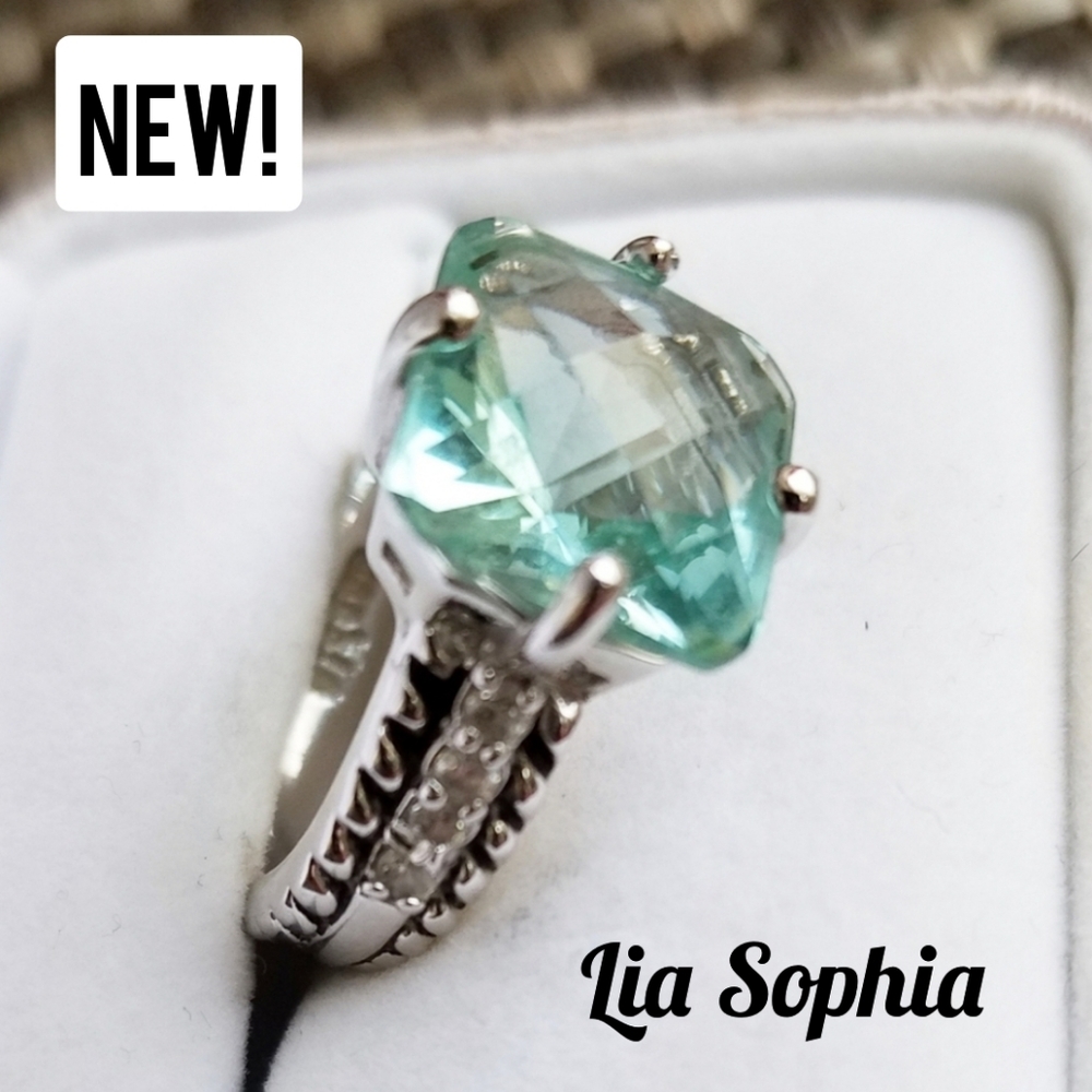 Lia Sophia ring $120 Retail NEW! blue aquamarine stone ring Sz 8, PRICE REDUCED! - Picture 2 of 11